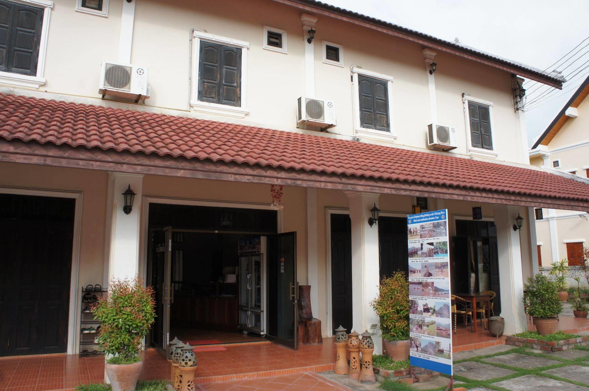 Villa Mahasok Hotel Luang Prabang Exterior foto
